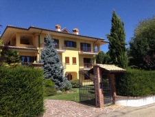 Moradia 4 câmaras, 1000 m²